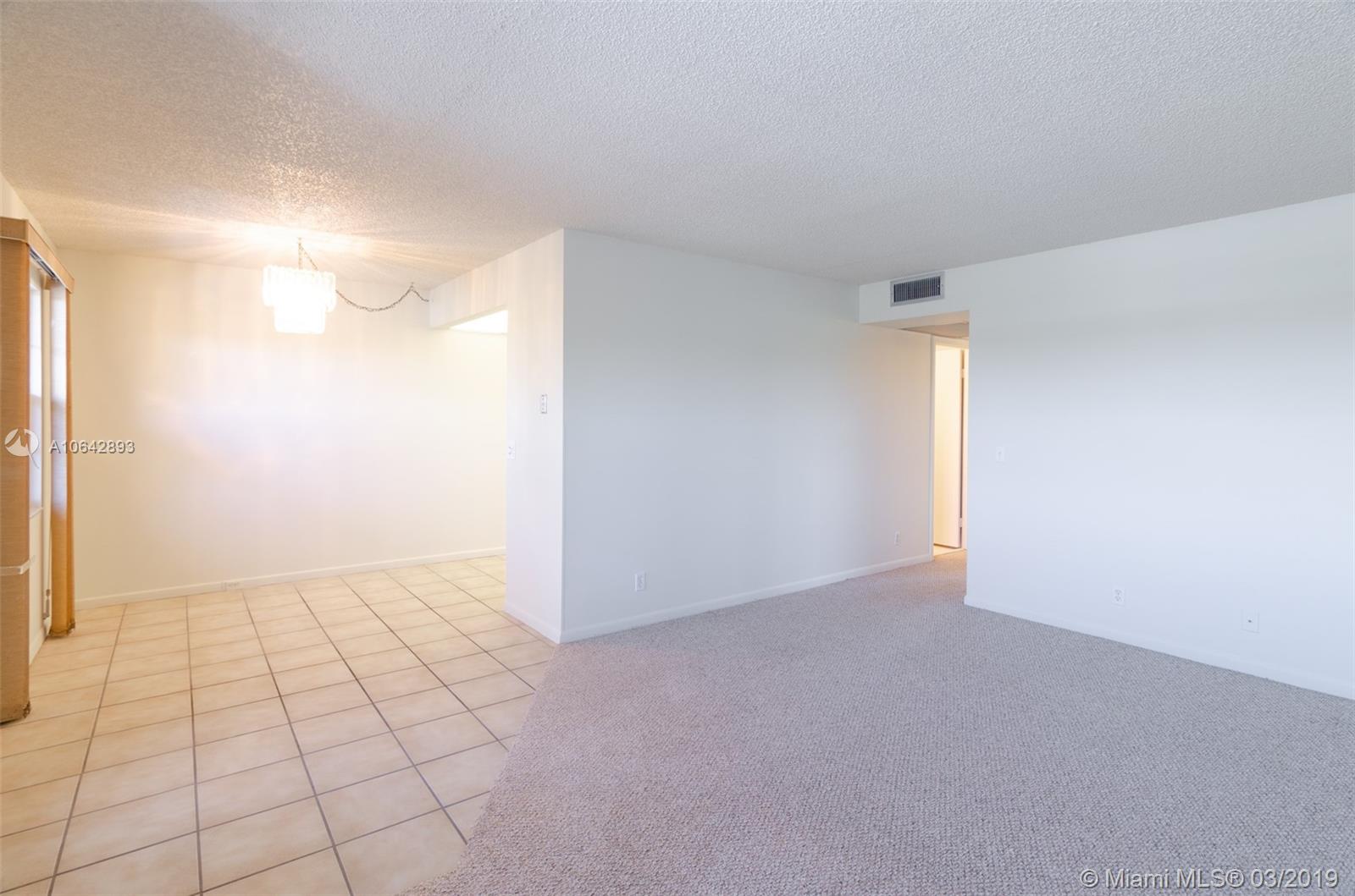 NEW HAMPTON AT CENTURY VI - Residential