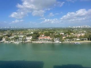 5750 Collins Ave 14B