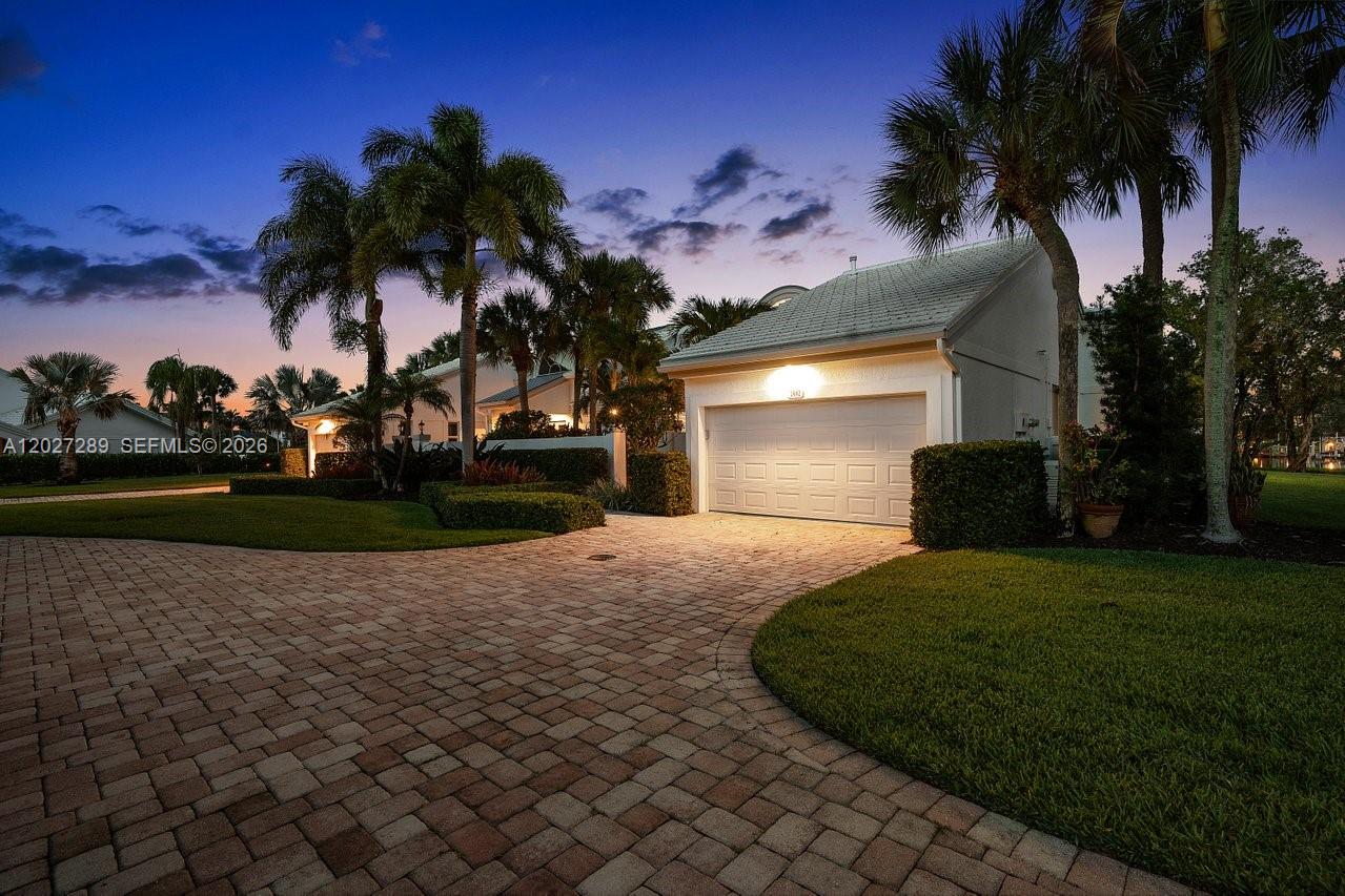 Admirals Cove - Residential