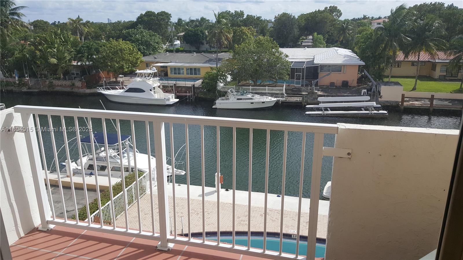 Rental Property at 2020 Ne 135th St 406, North Miami, Miami-Dade County, Florida - Bedrooms: 1 
Bathrooms: 1  - $1,875 MO.