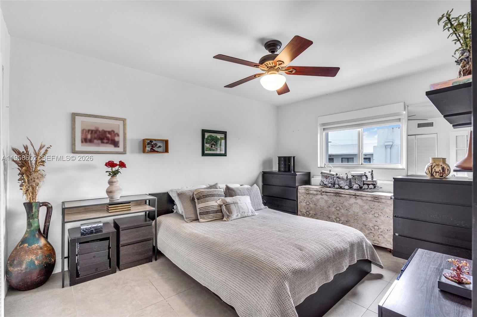 BARCELONA COURT CONDO - Residential