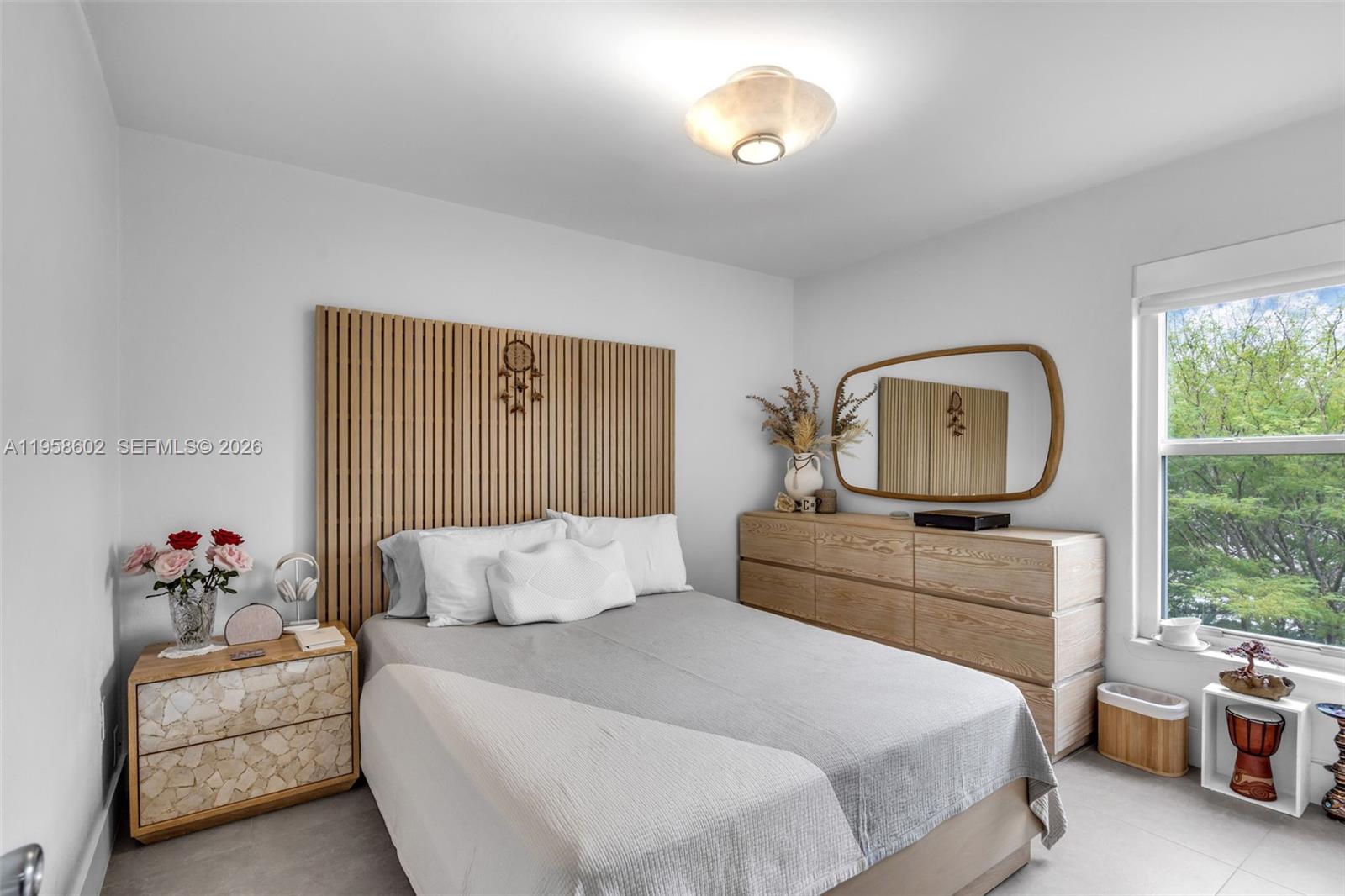 BARCELONA COURT CONDO - Residential