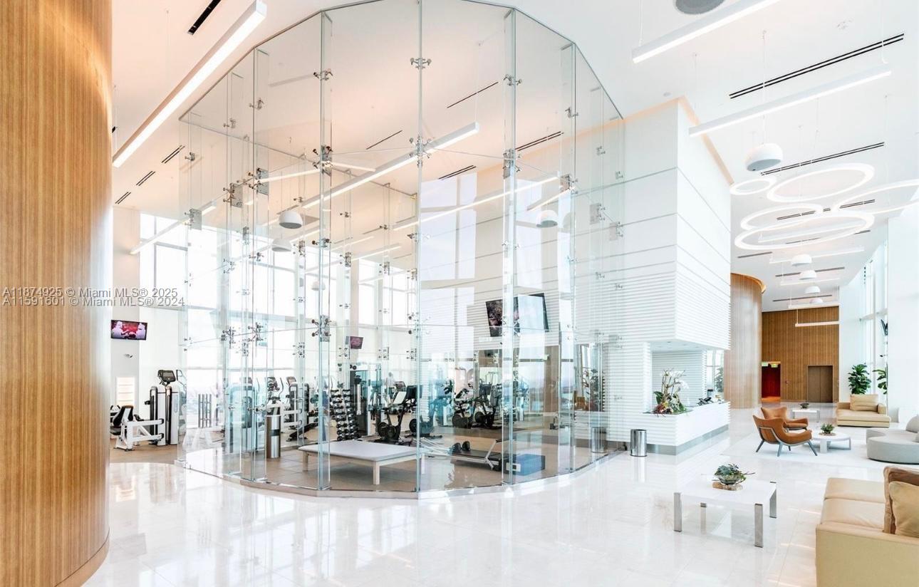 SANTA MARIA CONDO - Residential