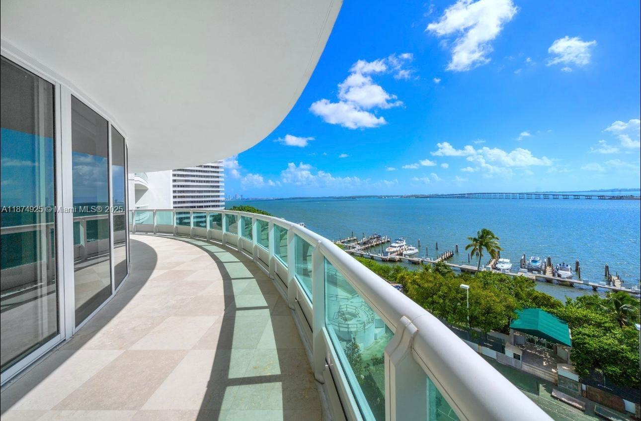 Santa Maria’s best deal in the building: spacious balcony with ocean views, 2 parking spaces, private storage. Mansion House and tennis courts are fully renovated. The reimagined pool with summer kitchen + bistro will be completed Q1 2026. Plus: fitness center with sauna + steam, A new Pilates studio, kid’s playroom, and advanced facial-recognition security.
This isn’t just a home. It’s a great investment at one of Miami’s most prestigious addresses.