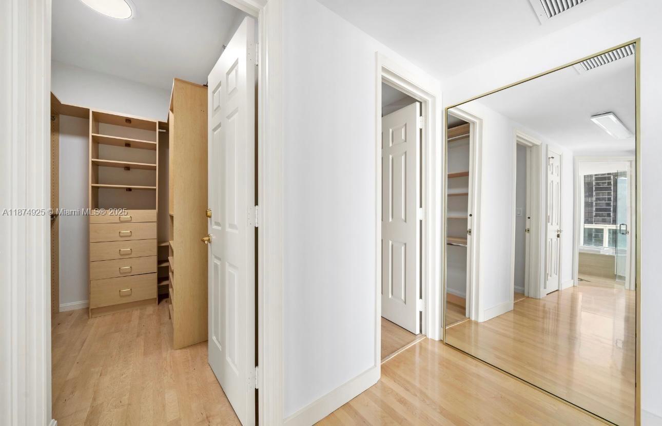 SANTA MARIA CONDO - Residential