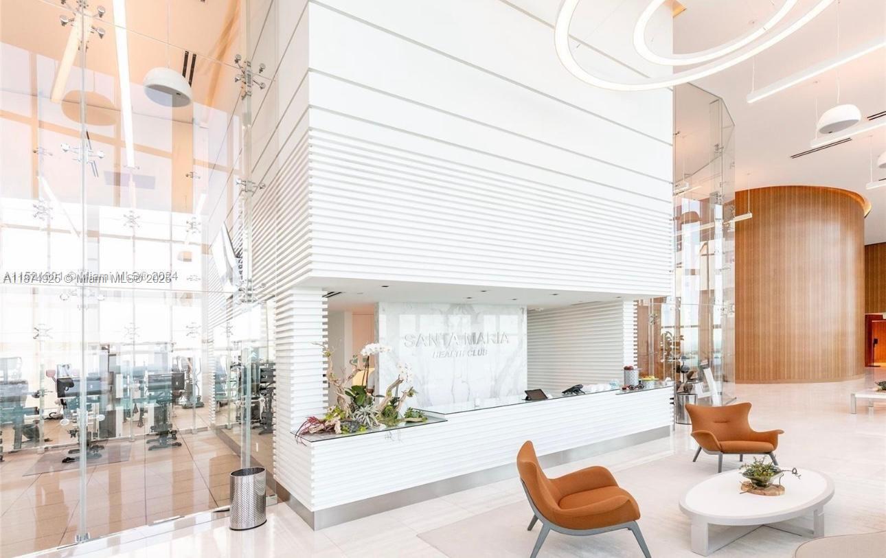 SANTA MARIA CONDO - Residential