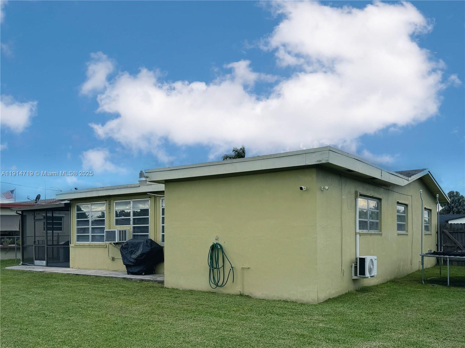 King Robert - Residential