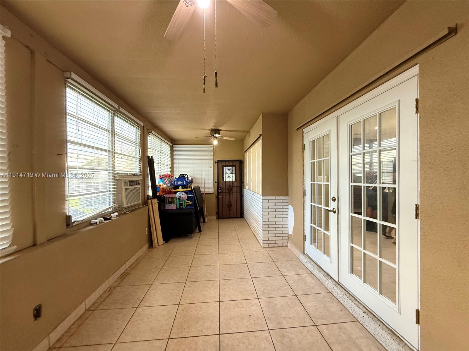 King Robert - Residential