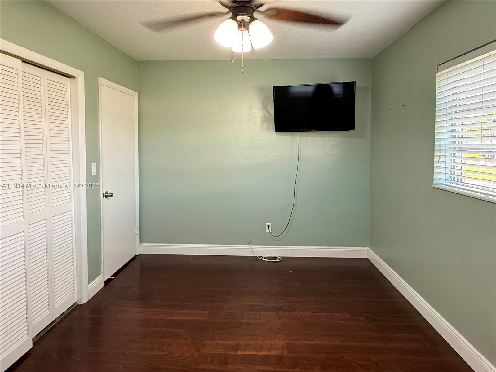 King Robert - Residential