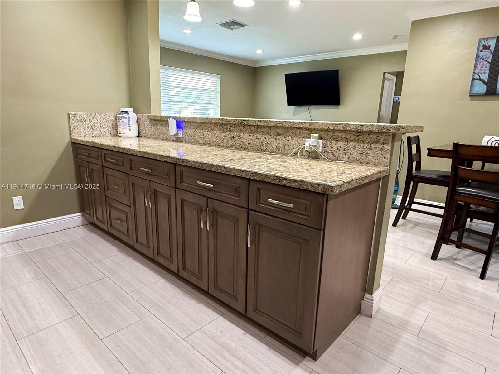 King Robert - Residential