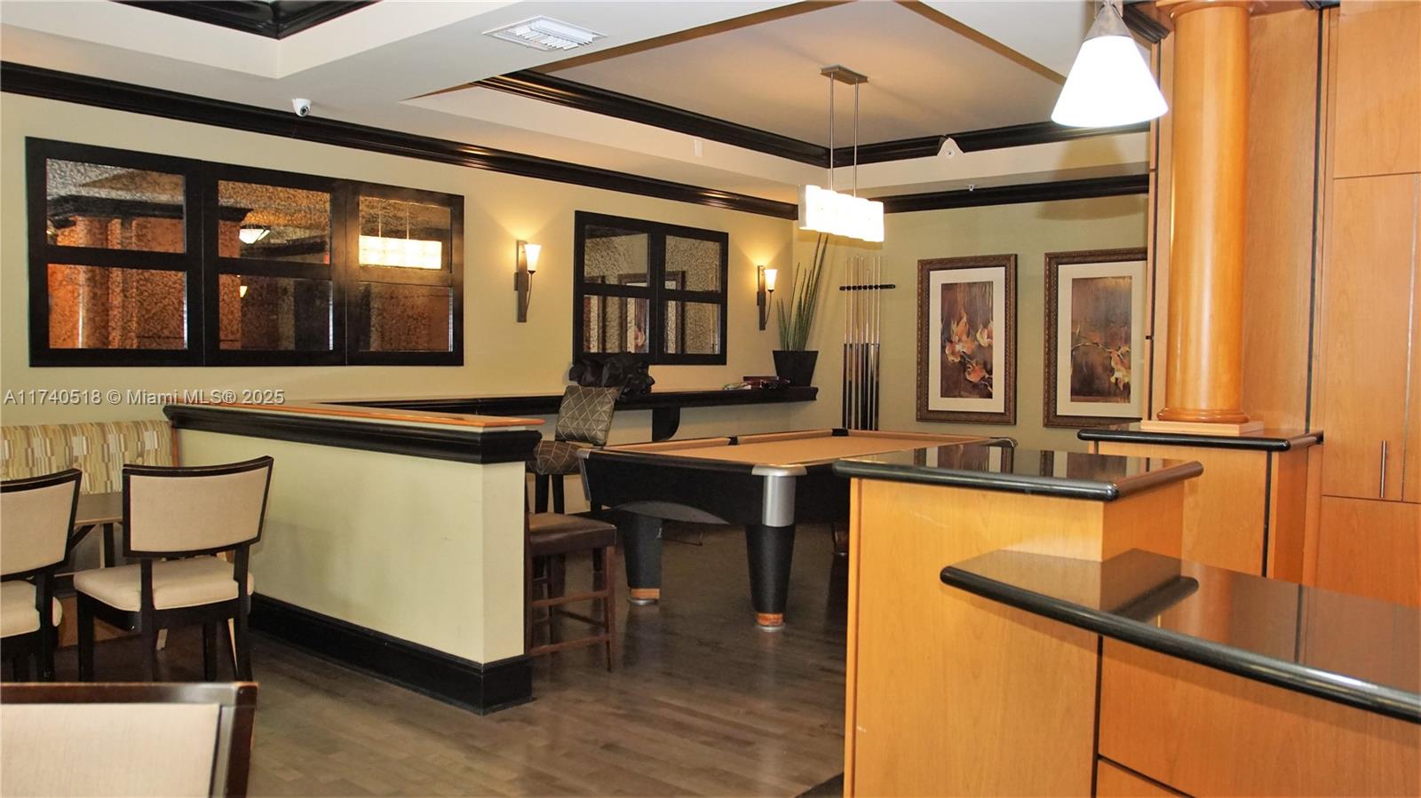 ALAQUA CONDO - Residential