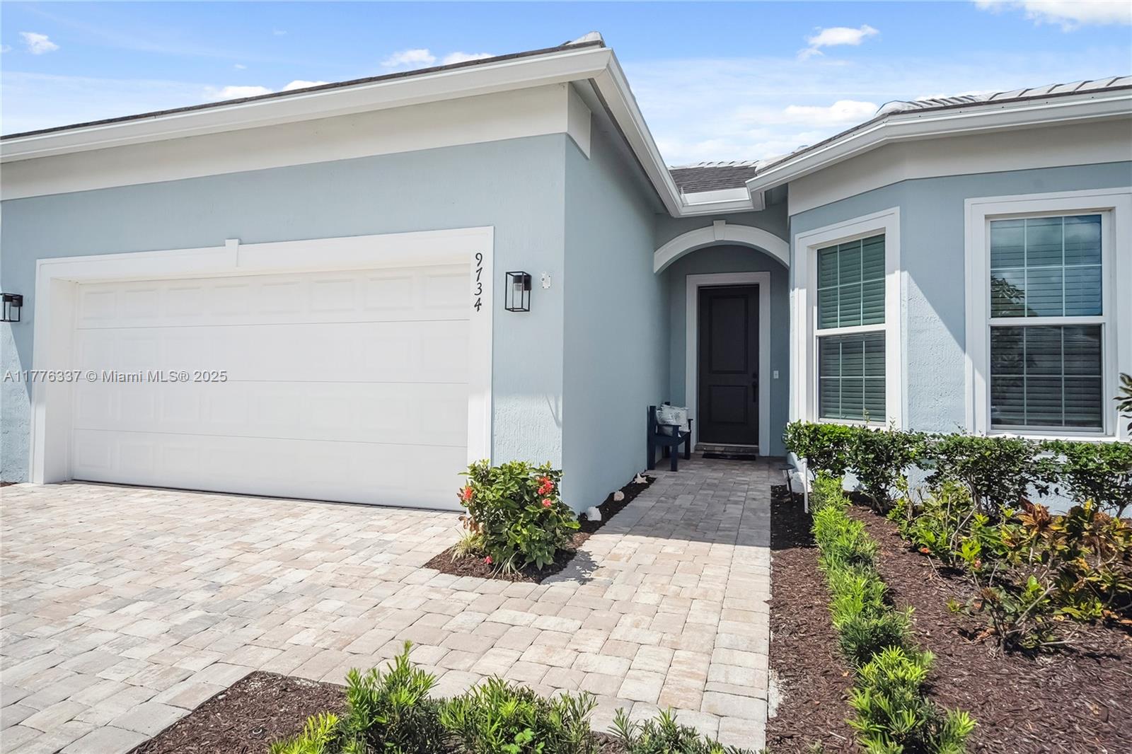 9734 SW Meridian Way, Stuart, FL, 34997/$814,900 3 9734 SW Meridian Way