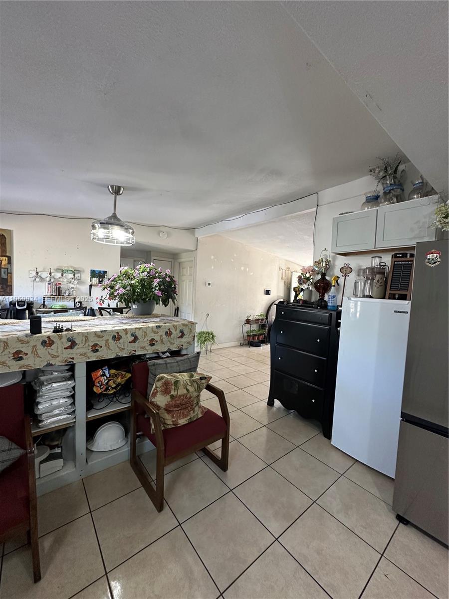 1017.000 - AVON PARK ESTAT - Residential