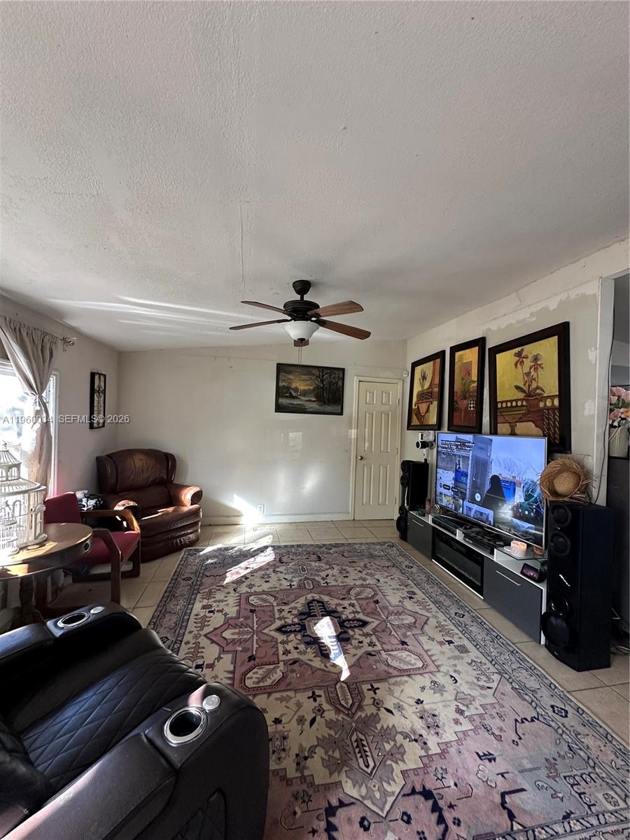 1017.000 - AVON PARK ESTAT - Residential