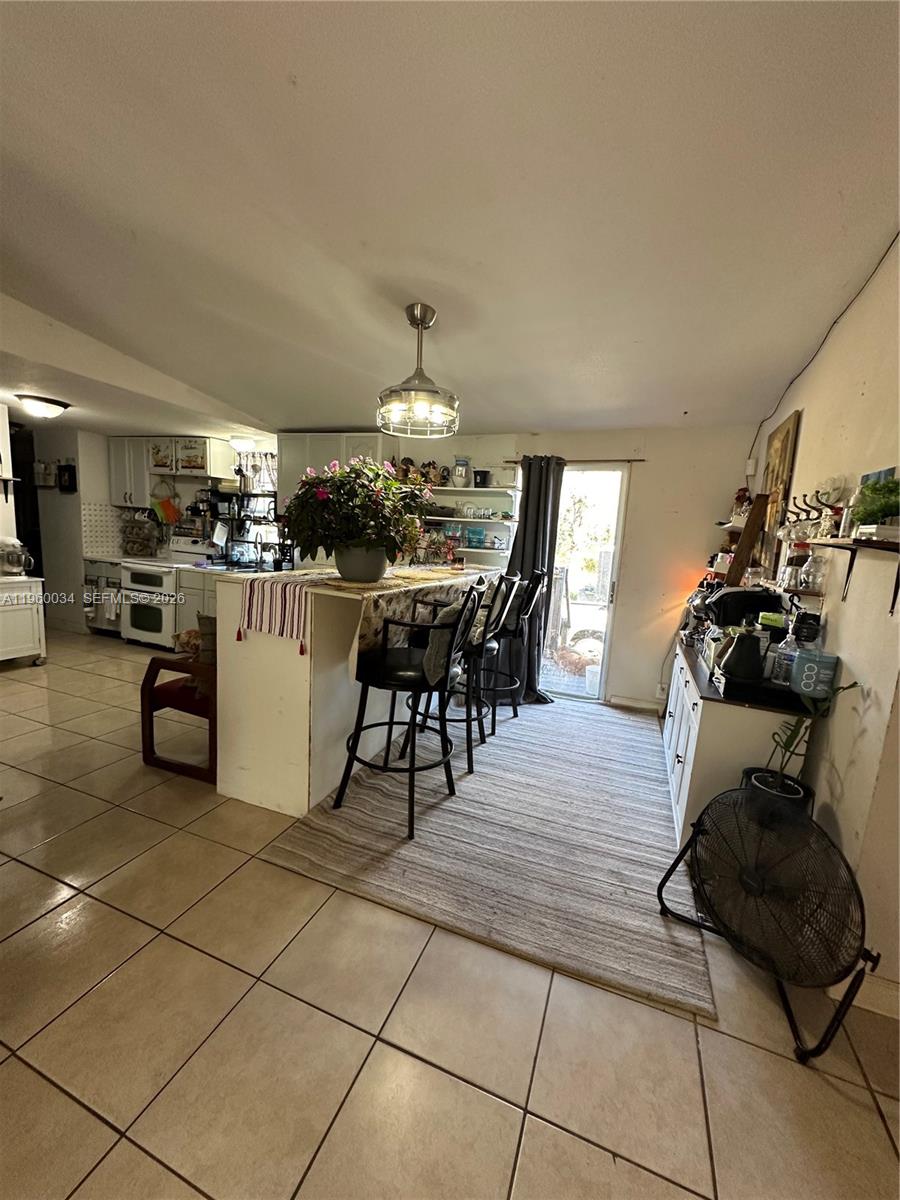 1017.000 - AVON PARK ESTAT - Residential