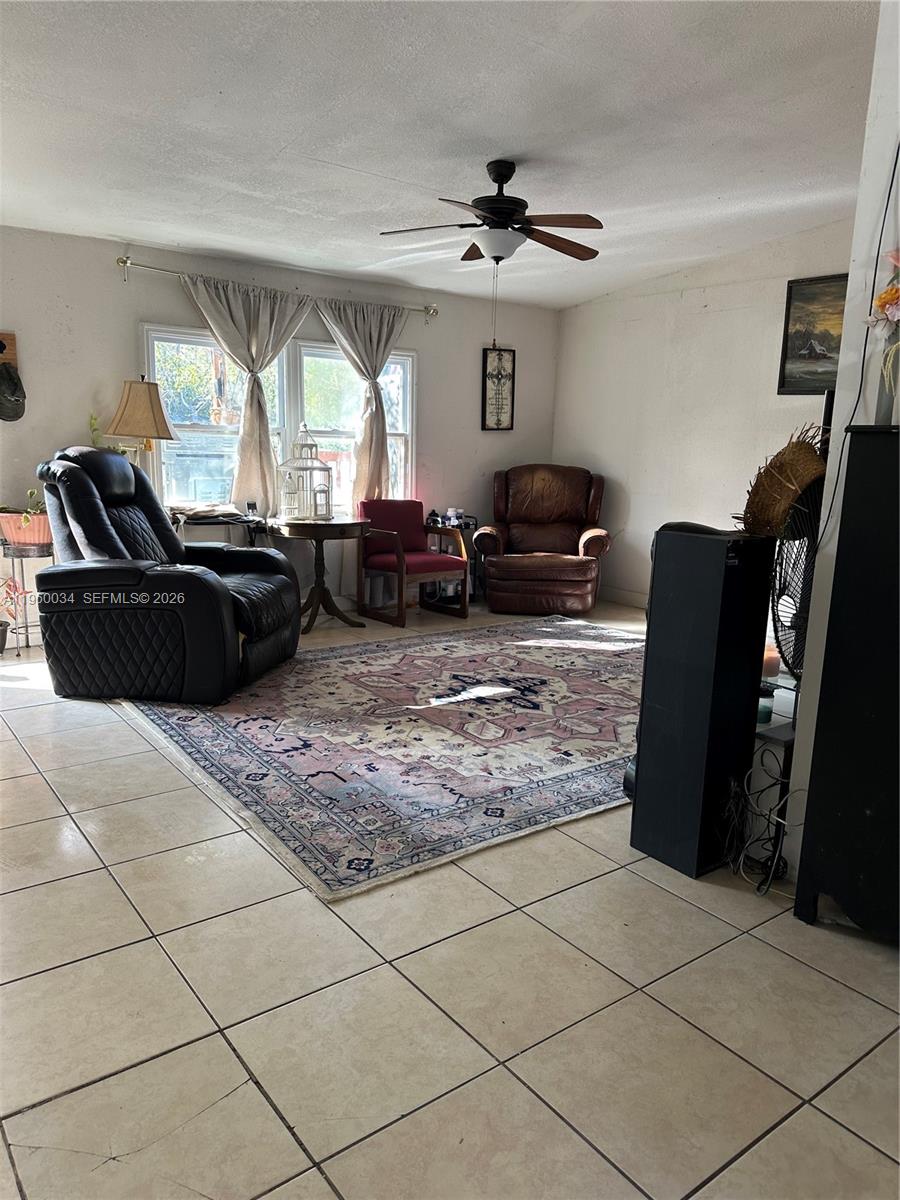 1017.000 - AVON PARK ESTAT - Residential