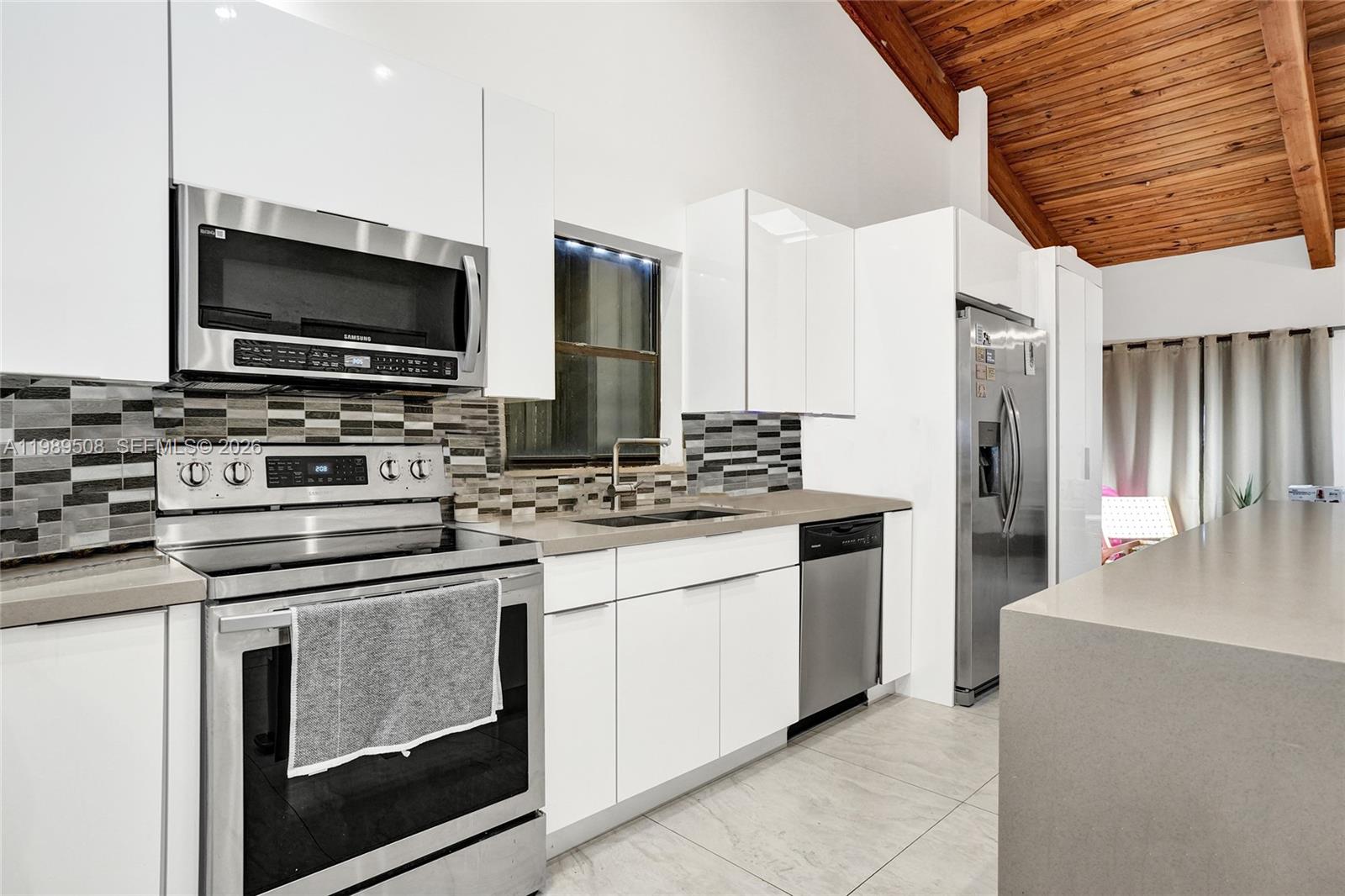 HARBOURWOOD SKETCH OF SUR - Residential Lease