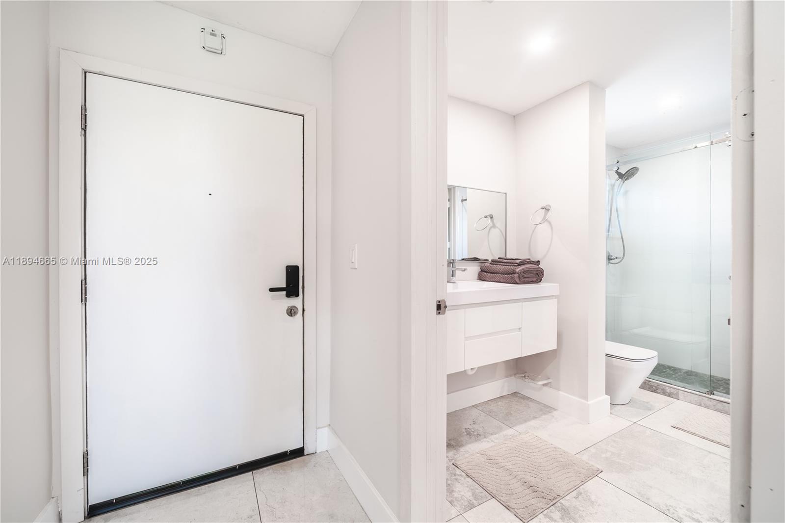 LE CARTIER CONDO - Residential Lease