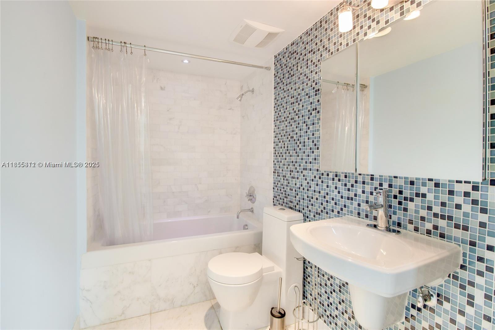 THE JEFFERSON CONDO - Residential Lease