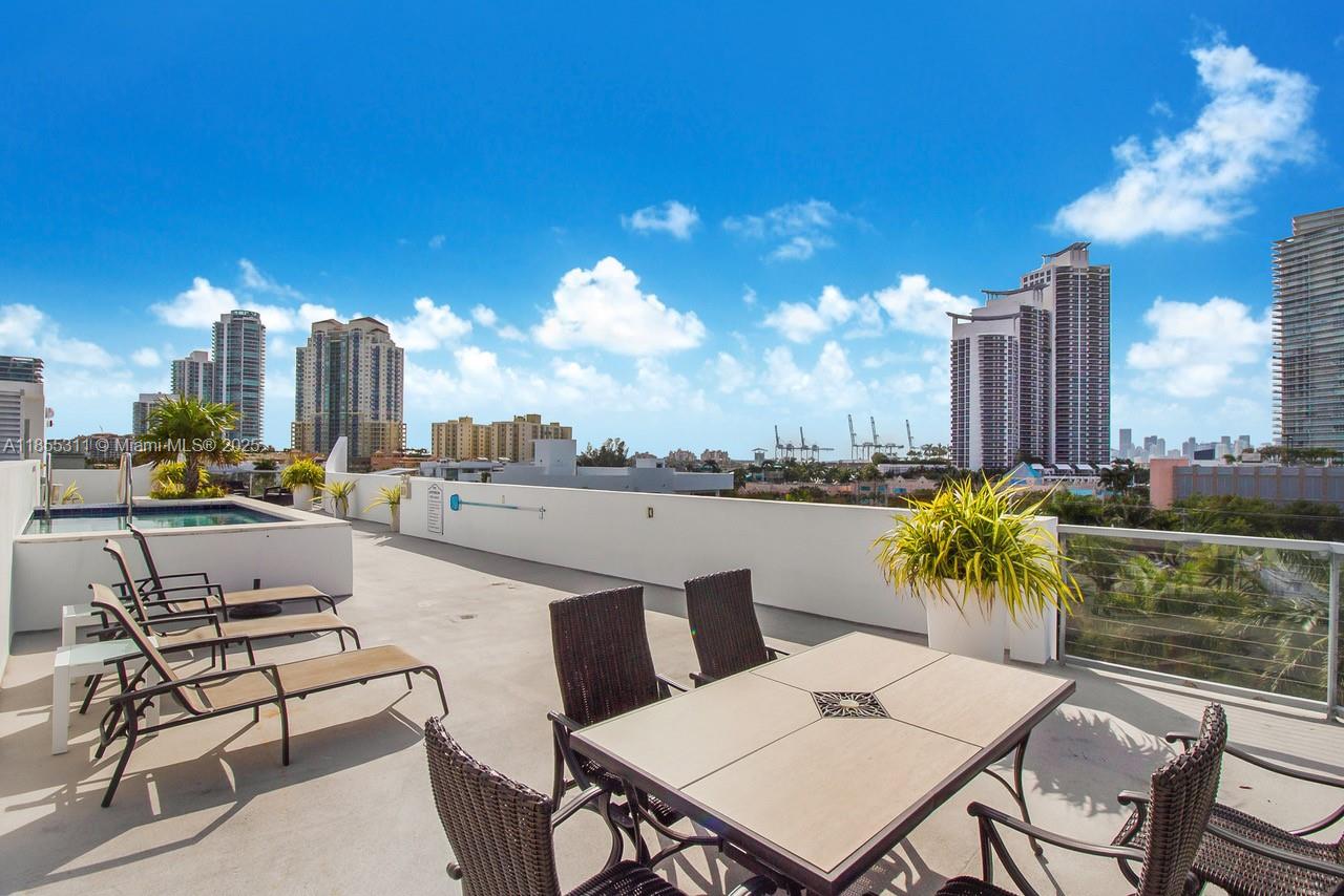 THE JEFFERSON CONDO - Residential Lease