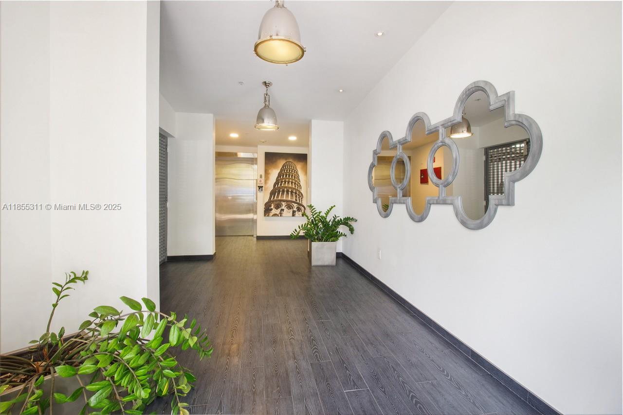 THE JEFFERSON CONDO - Residential Lease