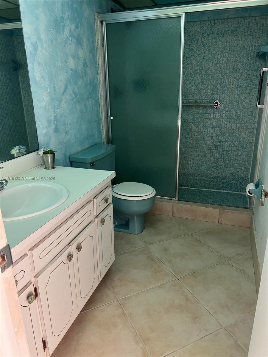 WOODBRIDGE CONDO - Residential