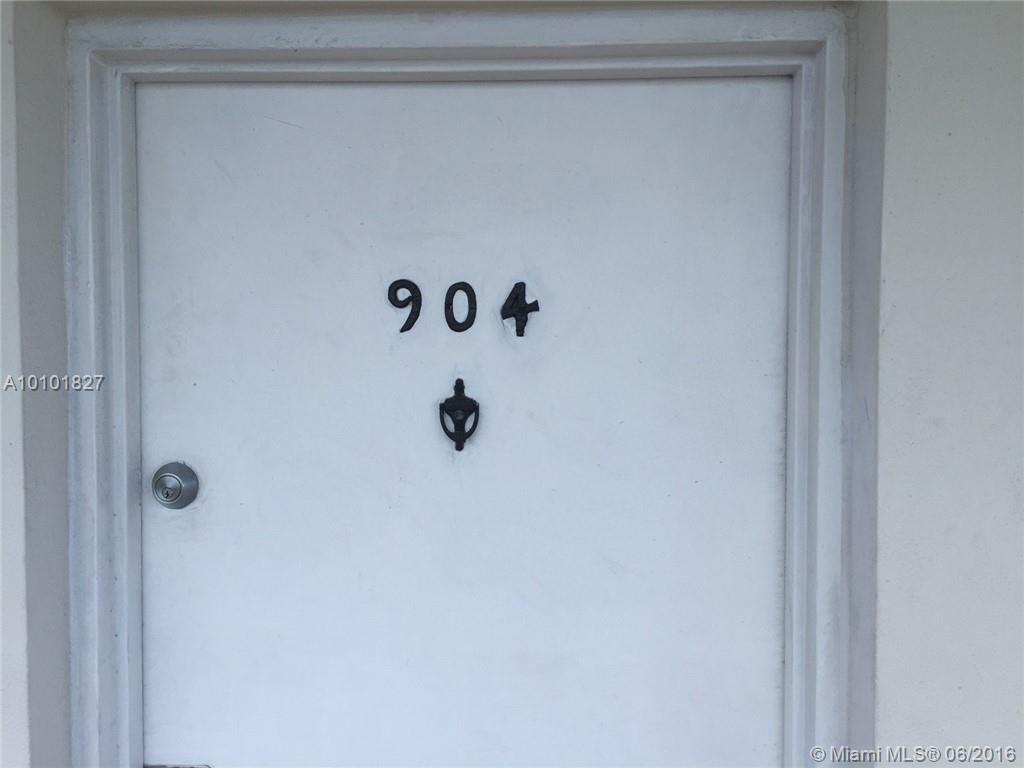 Bayshore Yacht Tennis Clu - Residential Lease