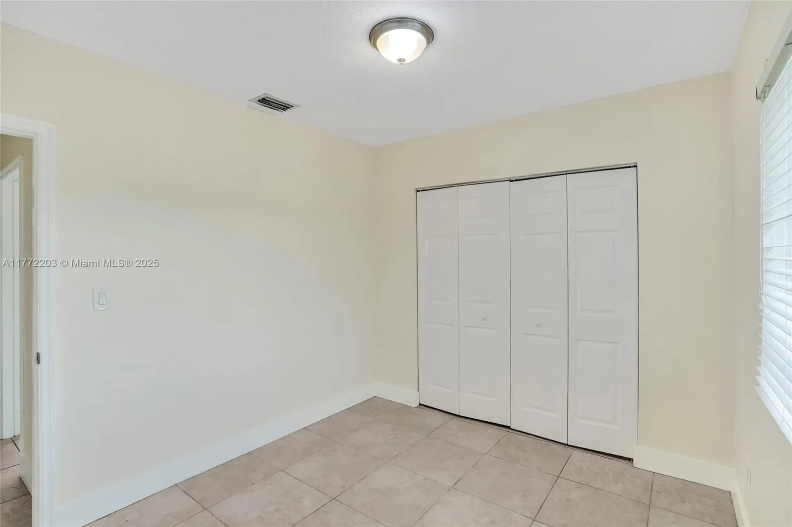 Miami, Florida 33155, United States, 3 Bedrooms Bedrooms, ,1 BathroomBathrooms,Residential,Active,97831