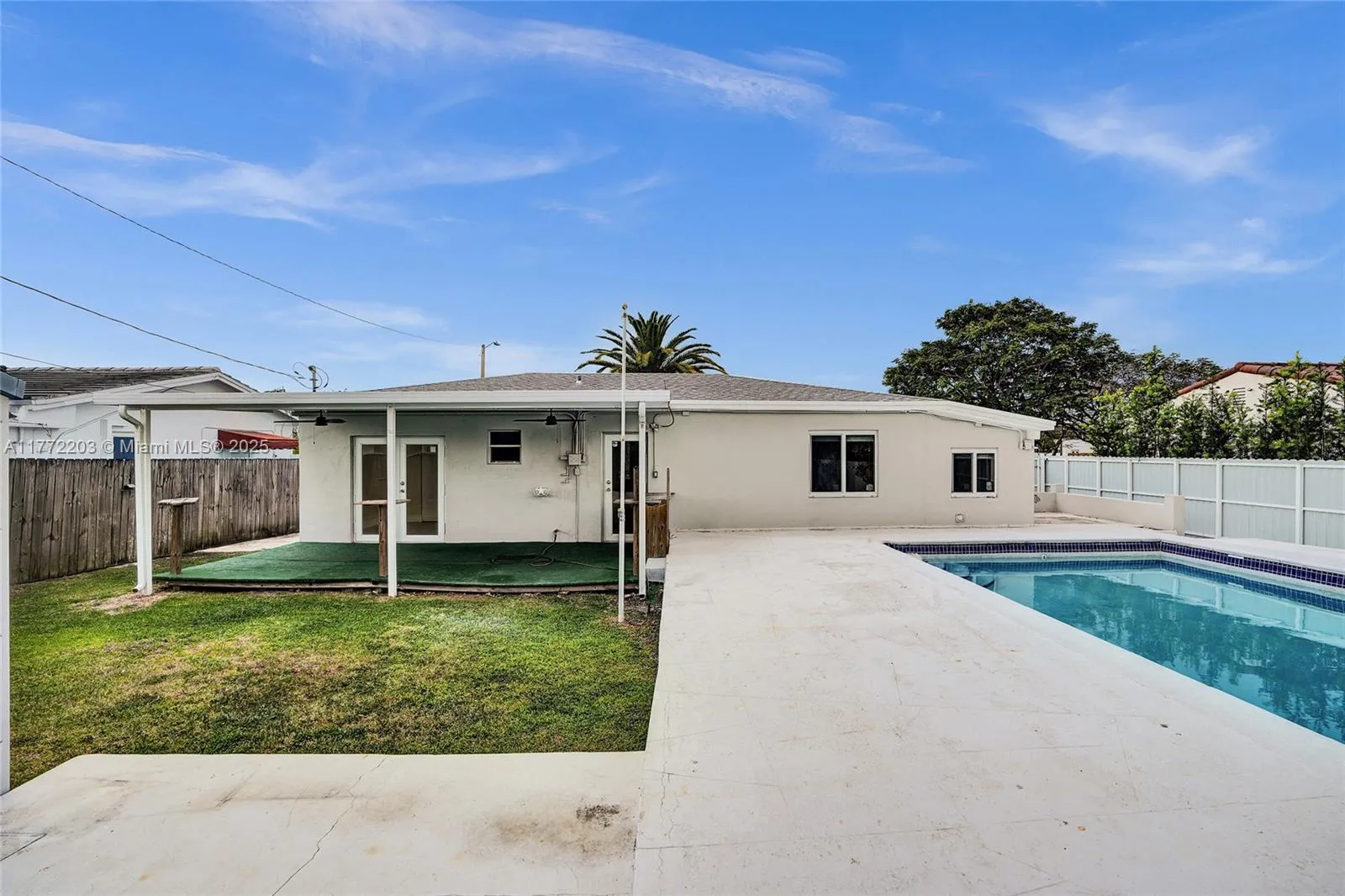 Miami, Florida 33155, United States, 3 Bedrooms Bedrooms, ,1 BathroomBathrooms,Residential,Active,97831