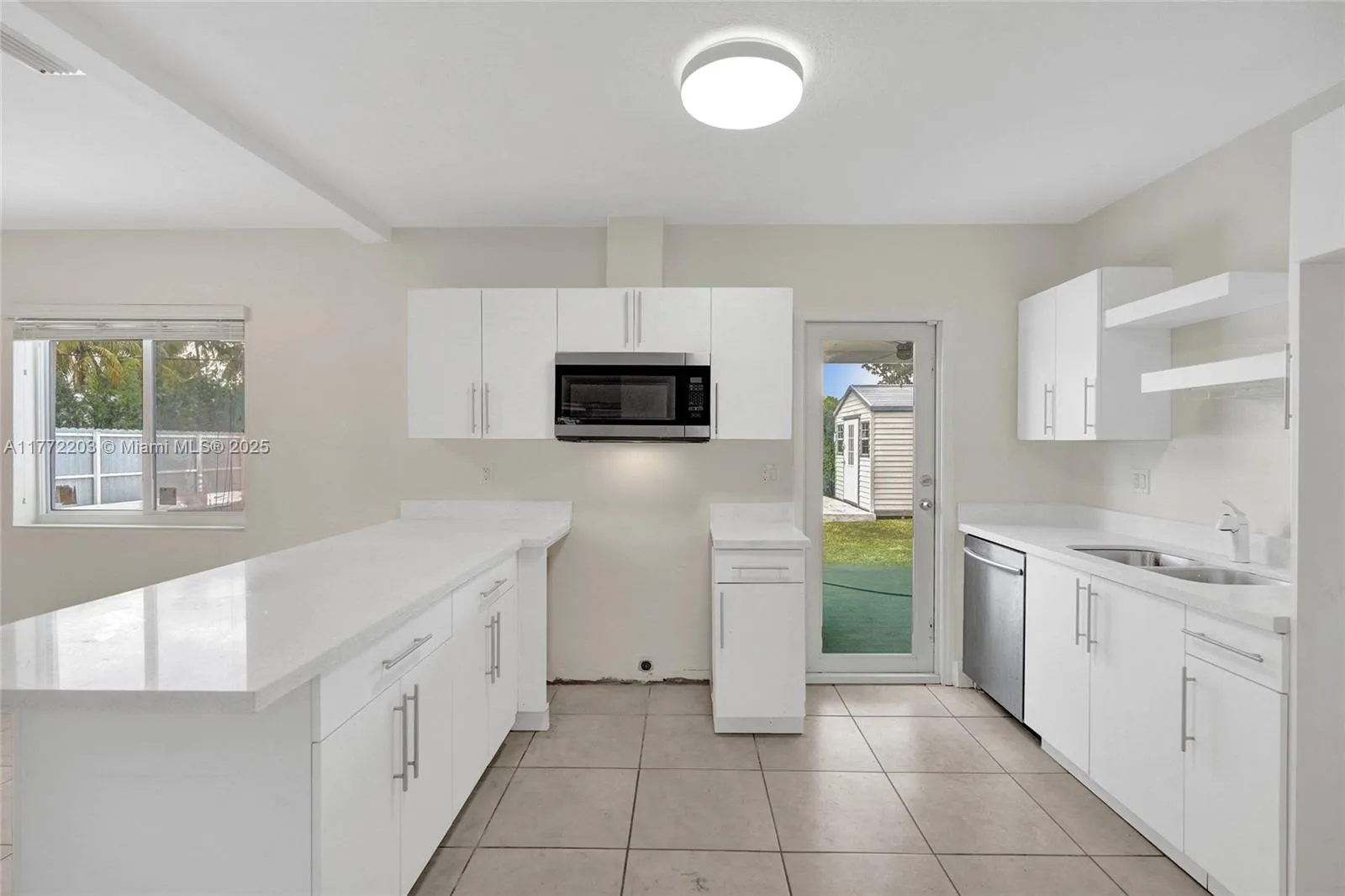 Miami, Florida 33155, United States, 3 Bedrooms Bedrooms, ,1 BathroomBathrooms,Residential,Active,97831