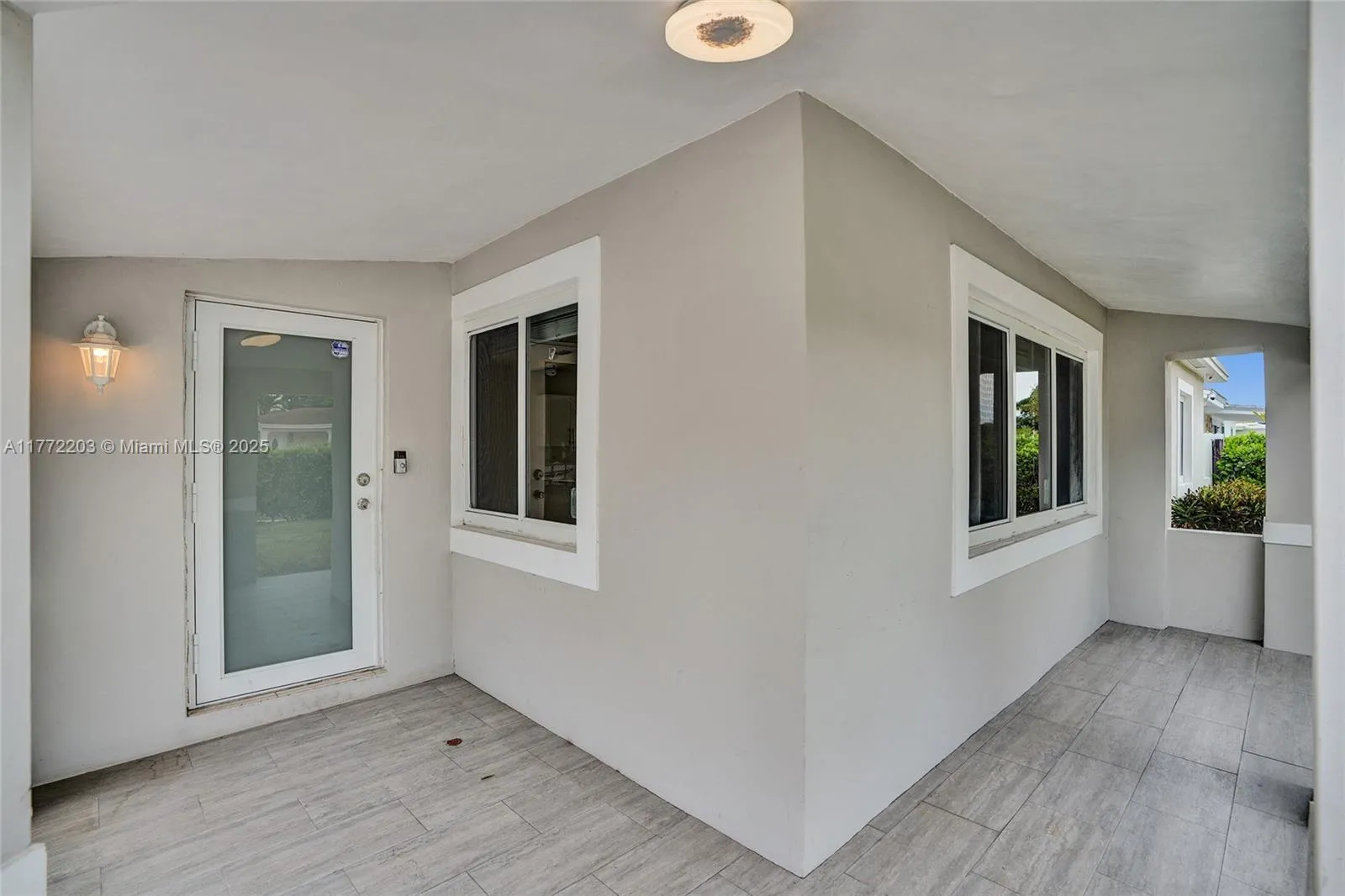 Miami, Florida 33155, United States, 3 Bedrooms Bedrooms, ,1 BathroomBathrooms,Residential,Active,97831