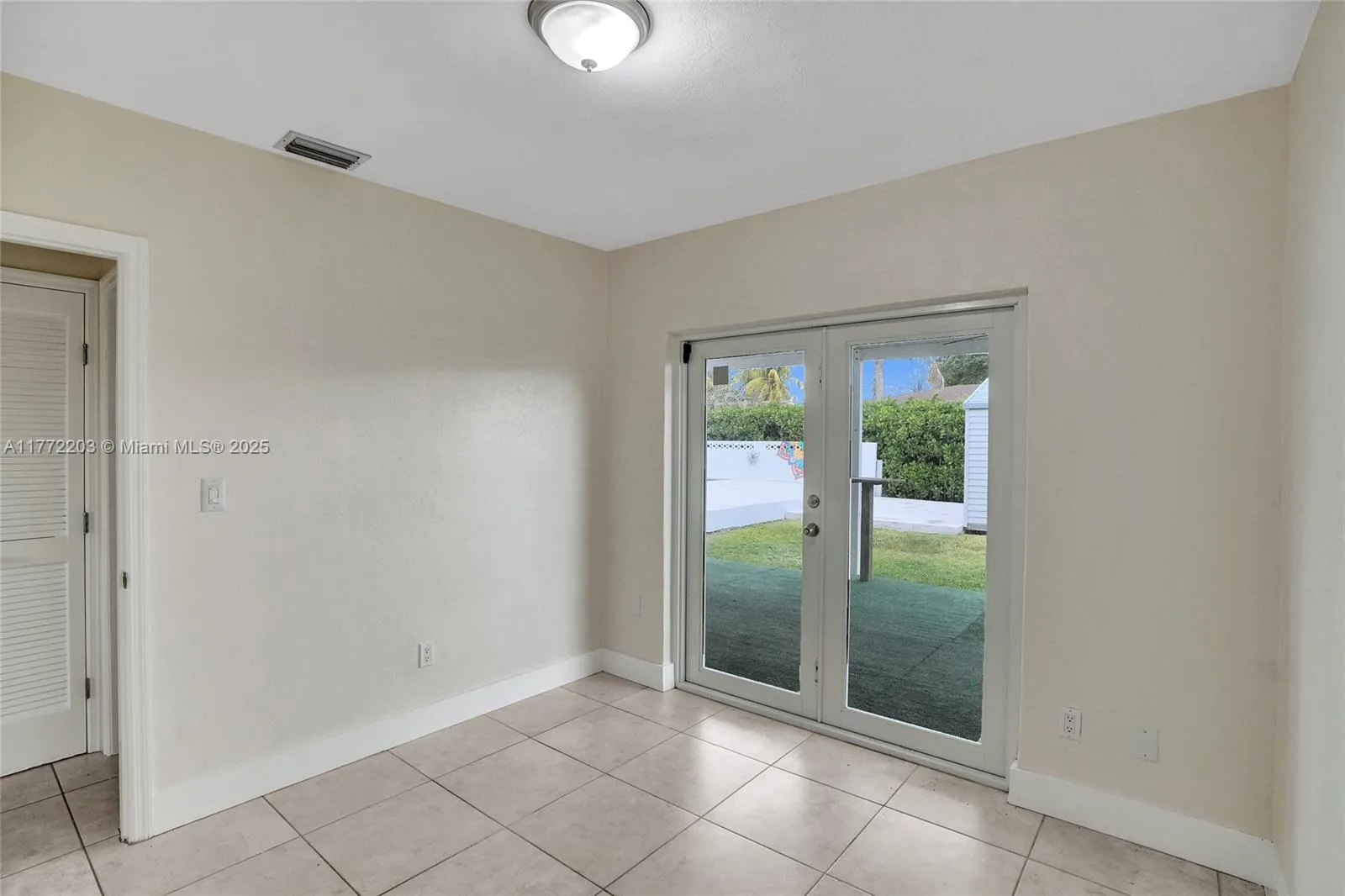 Miami, Florida 33155, United States, 3 Bedrooms Bedrooms, ,1 BathroomBathrooms,Residential,Active,97831
