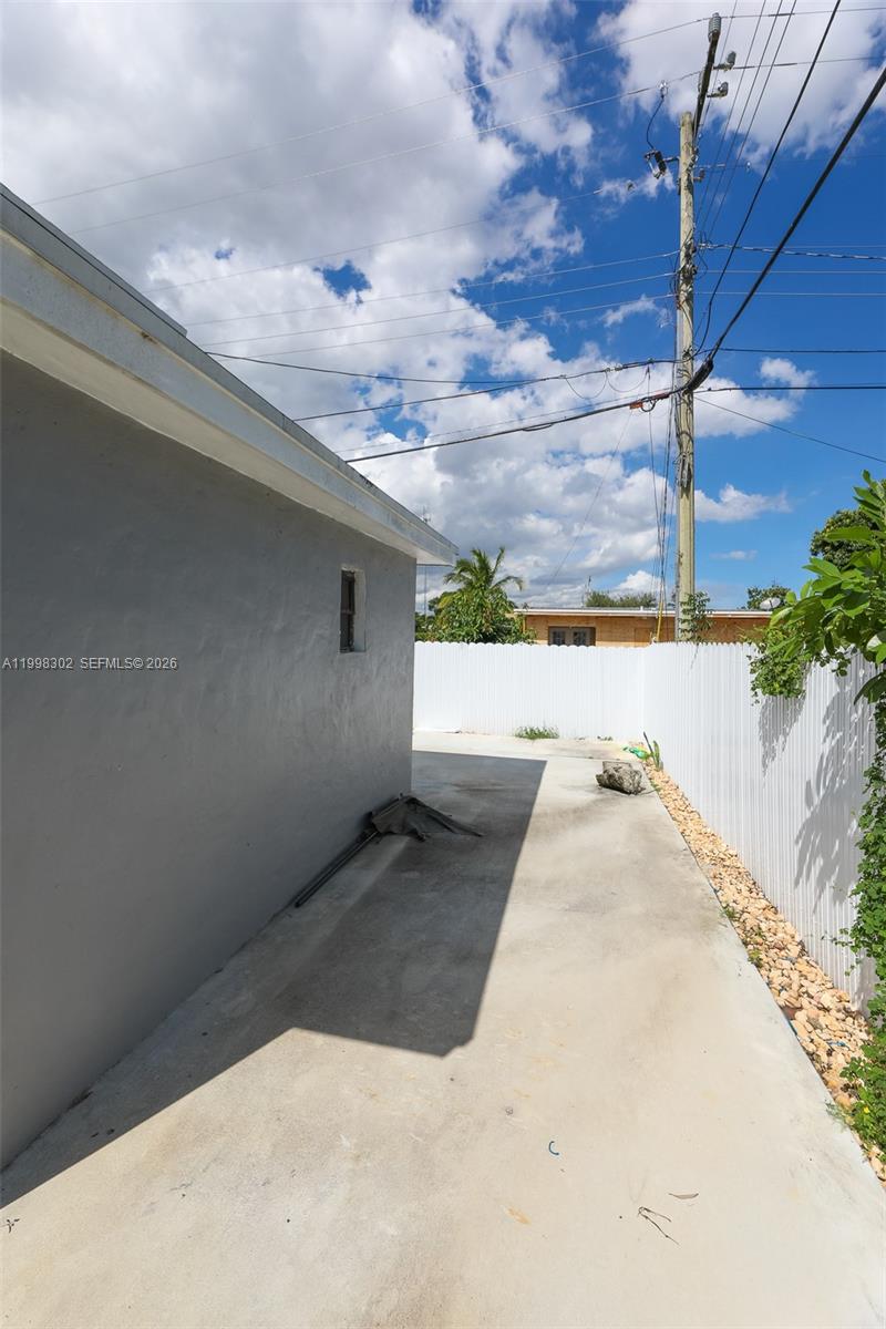 LAKE FOREST SEC 3 - Residential