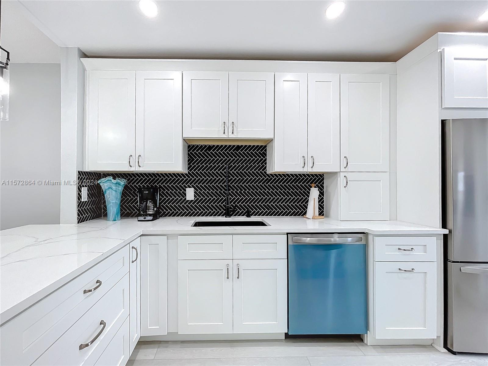 BAKER TOWERS CONDO - Residential