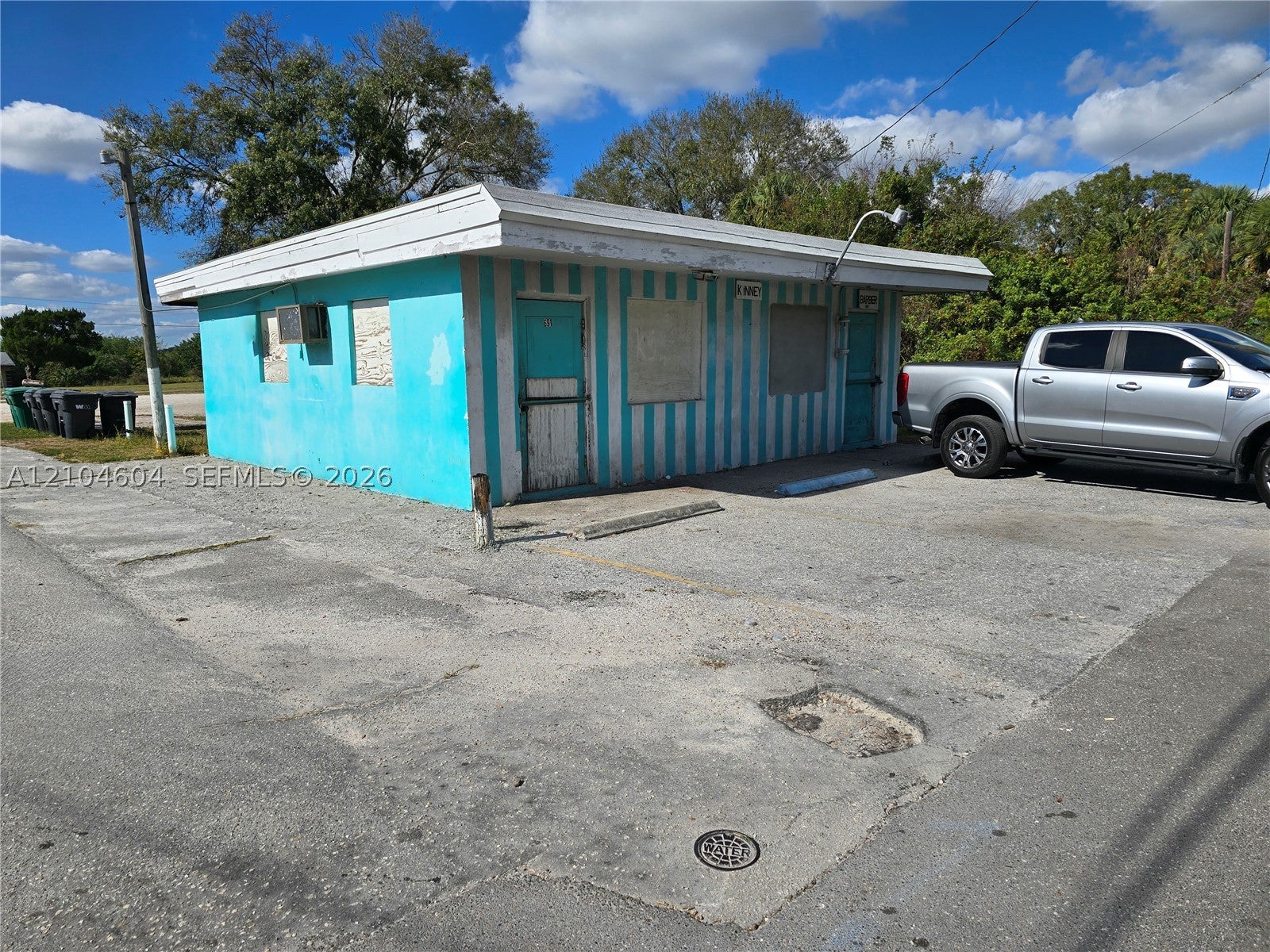 701 NE 14th Ave