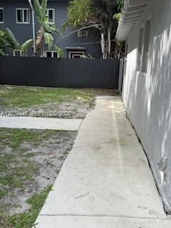 7640 NE 3rd Pl