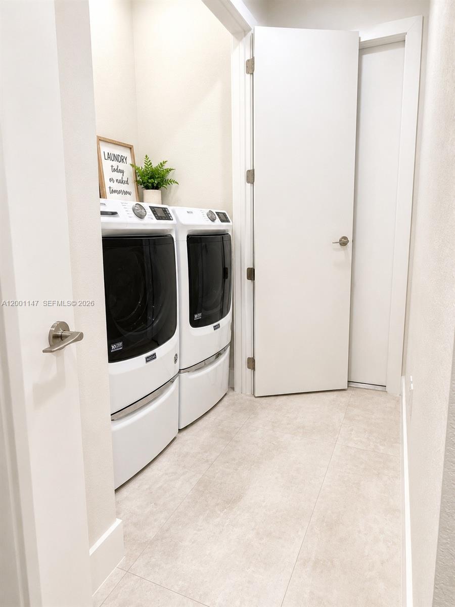 WEST BREEZE ESTATES FIRST - Residential