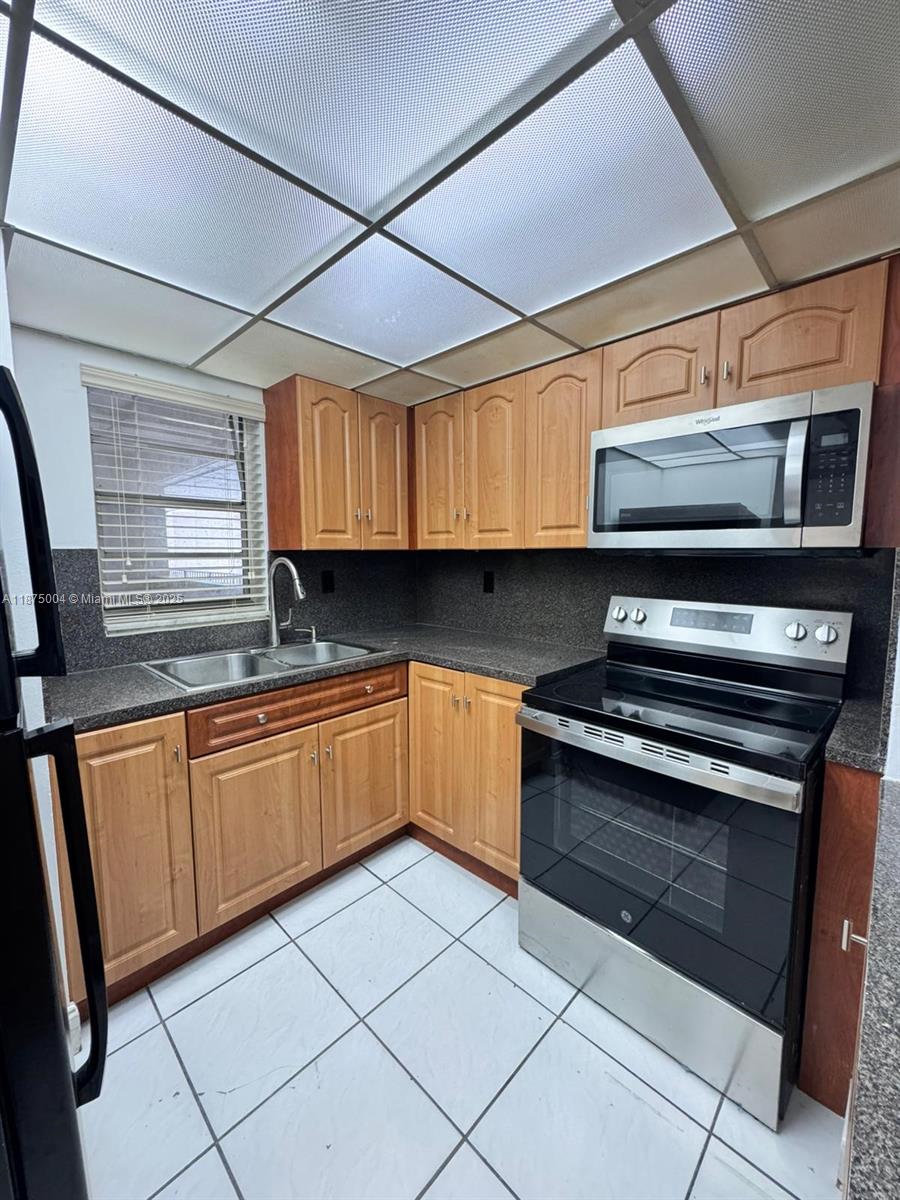 870 NW 87th Ave 301