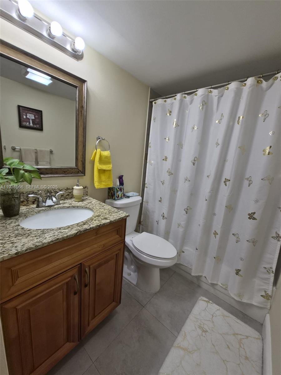 VILLAS AT MEADOW LAKES CO - Residential