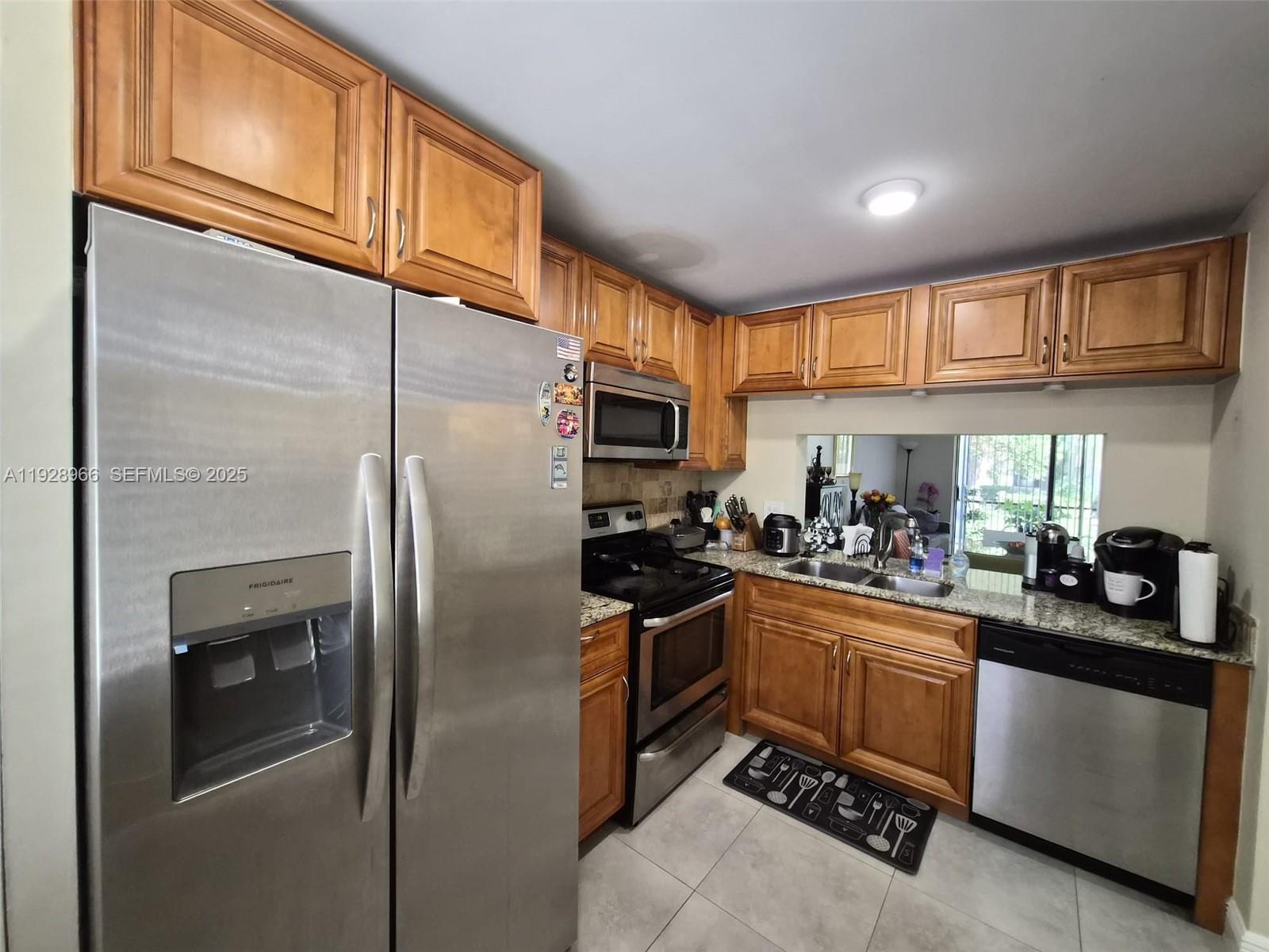 VILLAS AT MEADOW LAKES CO - Residential