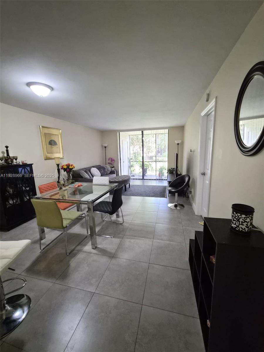 VILLAS AT MEADOW LAKES CO - Residential