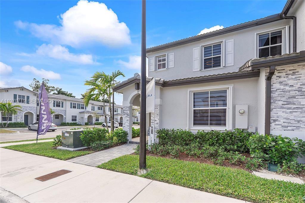 Cedar Pointe - Residential