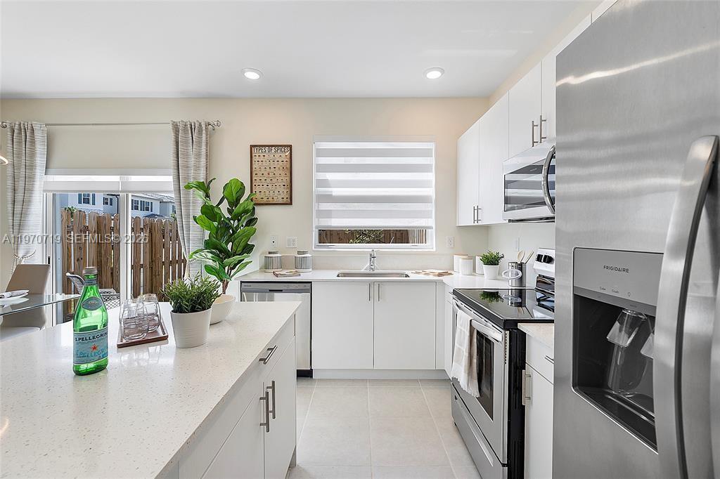 Cedar Pointe - Residential