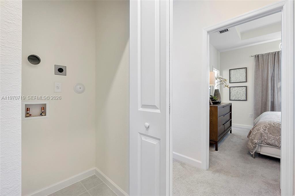 Cedar Pointe - Residential