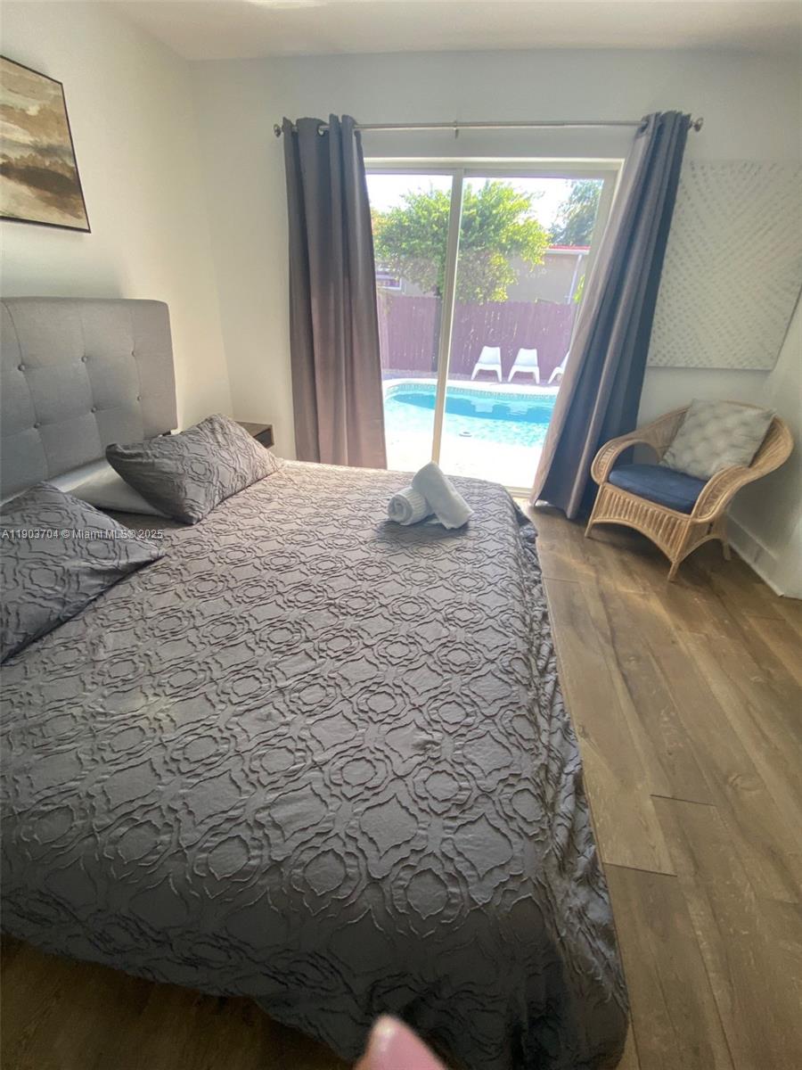 BRENTWOOD REV PL - Residential