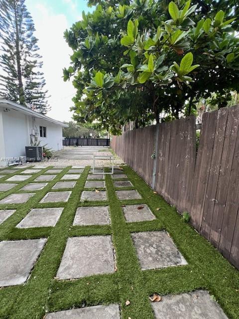 BRENTWOOD REV PL - Residential