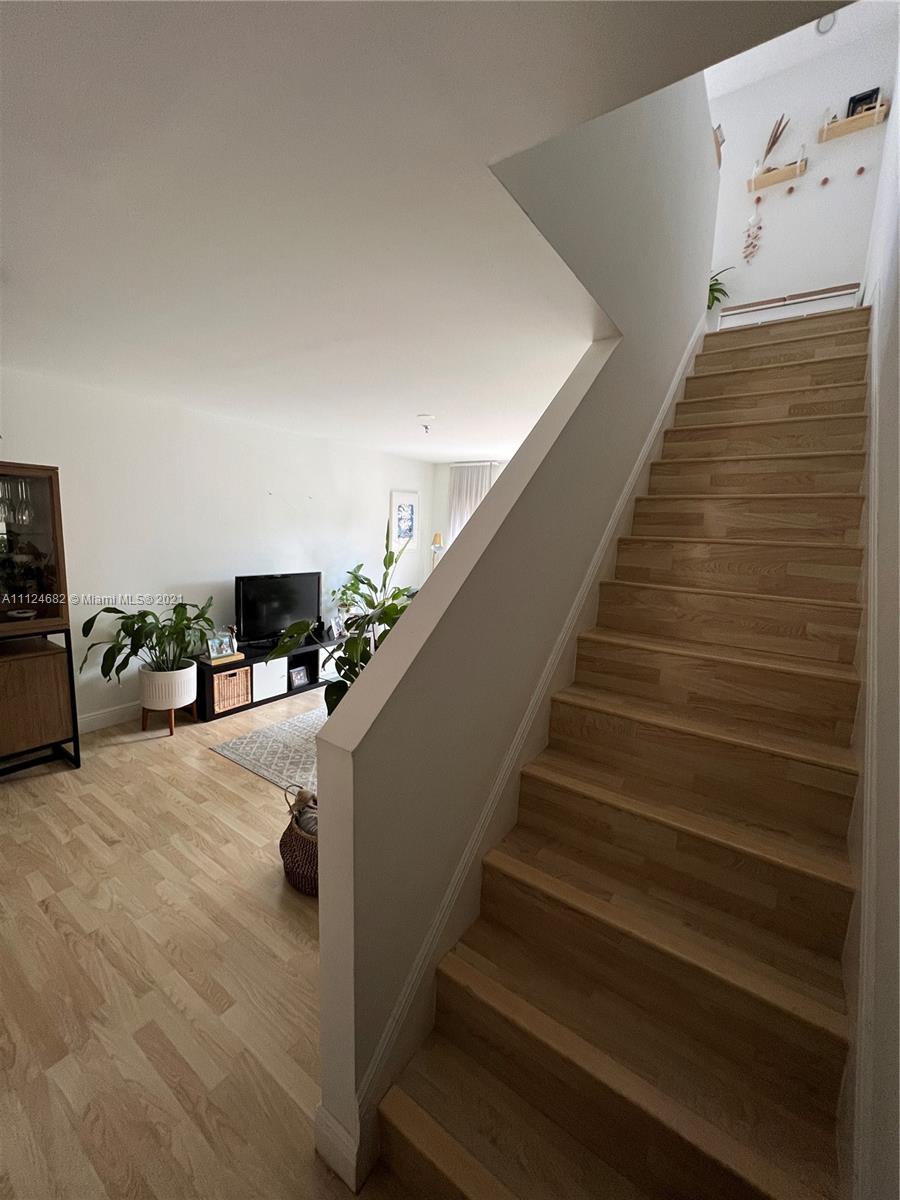 BRICKELL ROADS TOWNHOUSE - Residential Lease