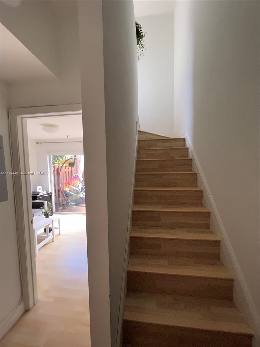 BRICKELL ROADS TOWNHOUSE - Residential Lease