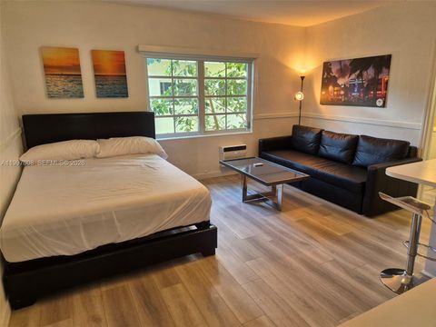 Photo of 1021 Euclid Ave #10, Miami Beach, FL 33139 (MLS # A11997008)