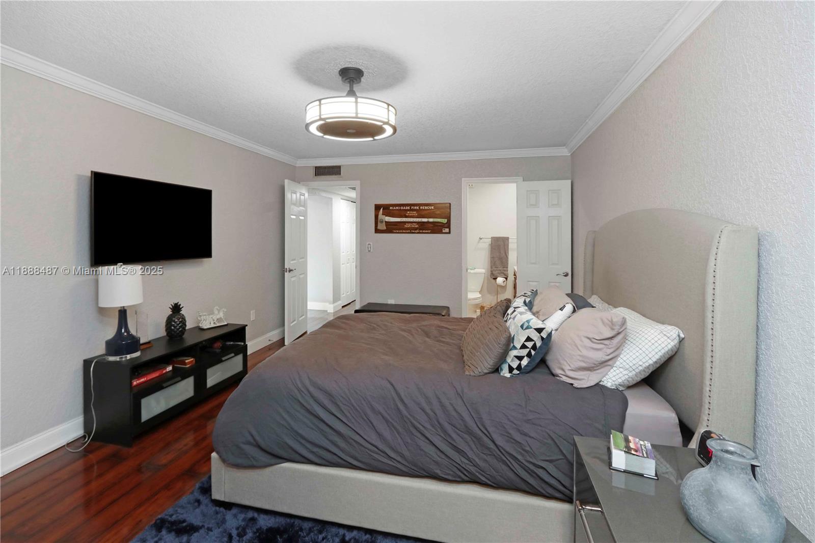 MIAMI LAKES LOCH LOMOND E - Residential